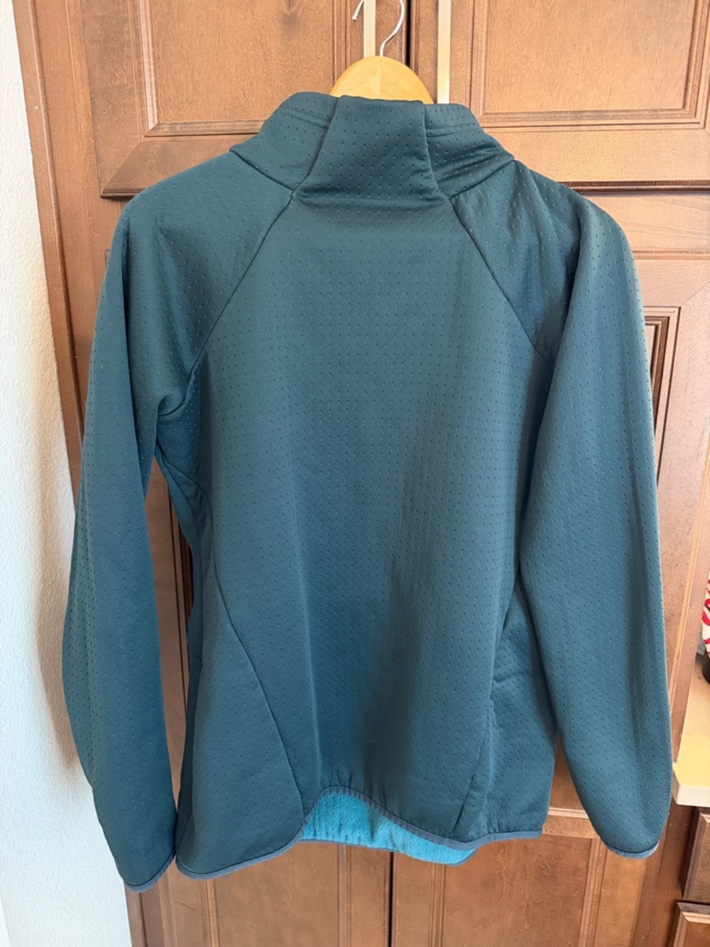 Columbia Women's Teal Green Cowl Neck Pullover